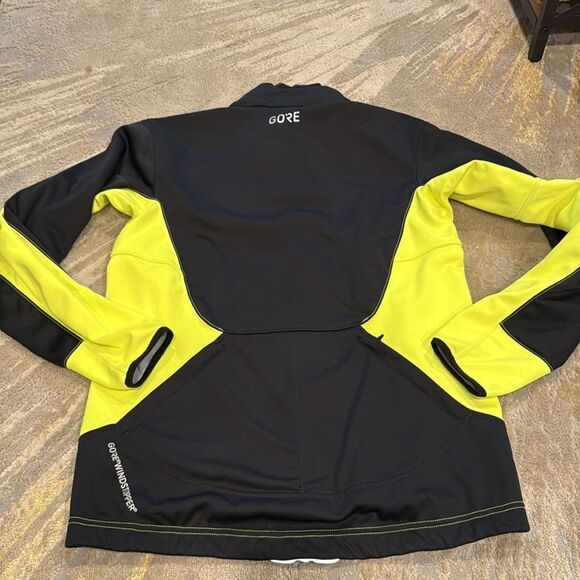 GORE Wear C5 WINDSTOPPER THERMO Trail Jacket SZ L BLK/Neon Yellow new with tags - Picture 8 of 9